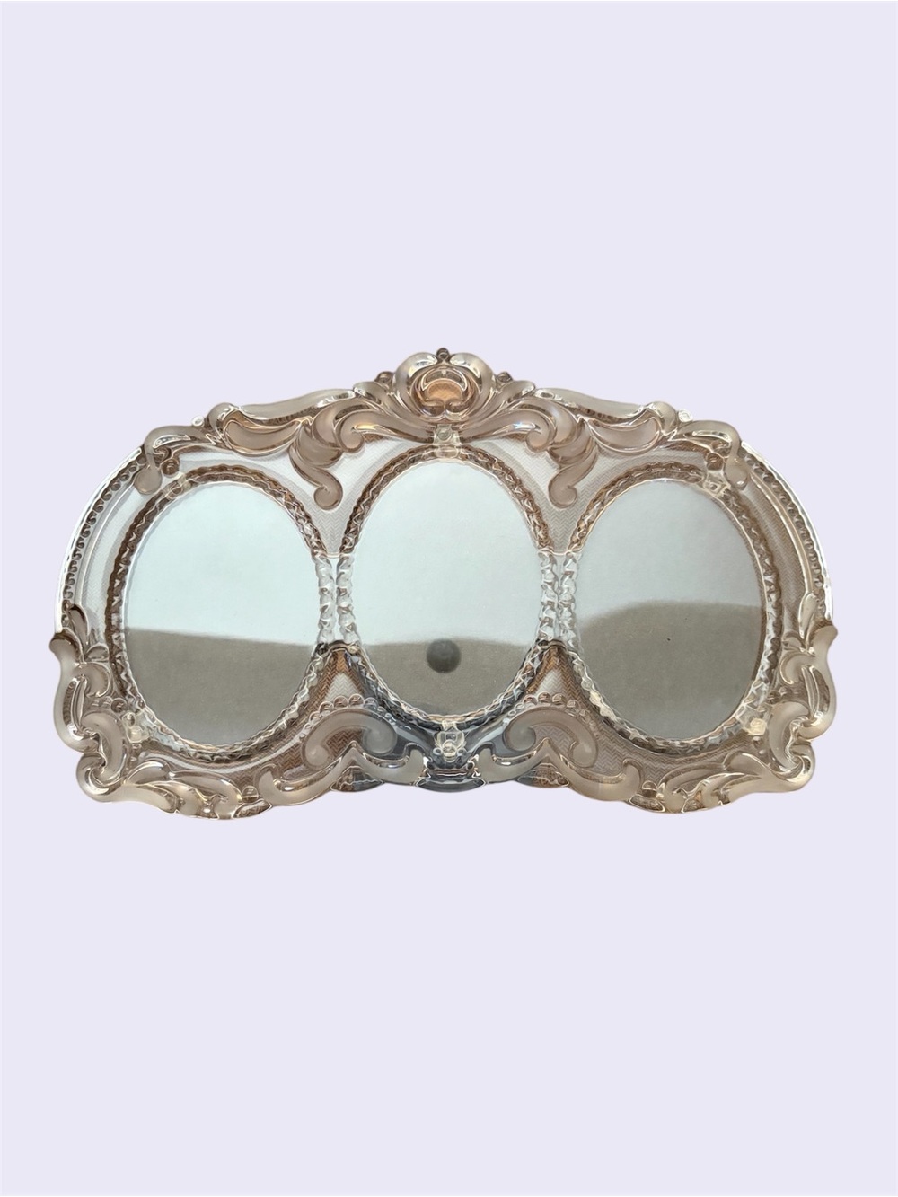 Shabby Chic Vibes Glass Photo Frame with 3 Cut-Outs